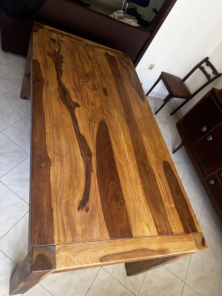 Mesa de jantar kare design