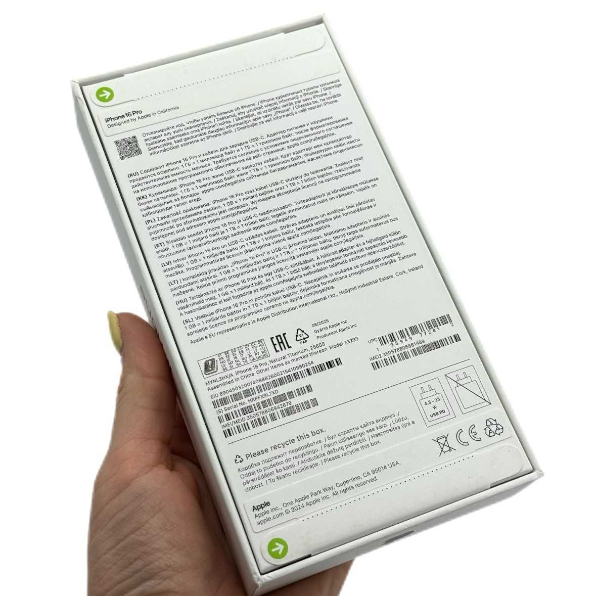 Smartfon APPLE iPhone 16 Pro 256GB Natural Titanium
