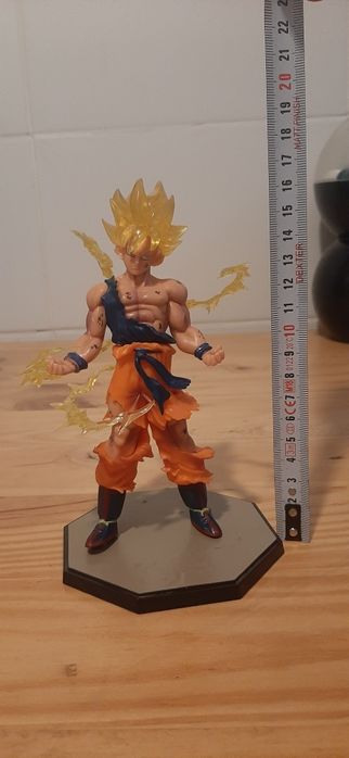 Figuras dragon ball