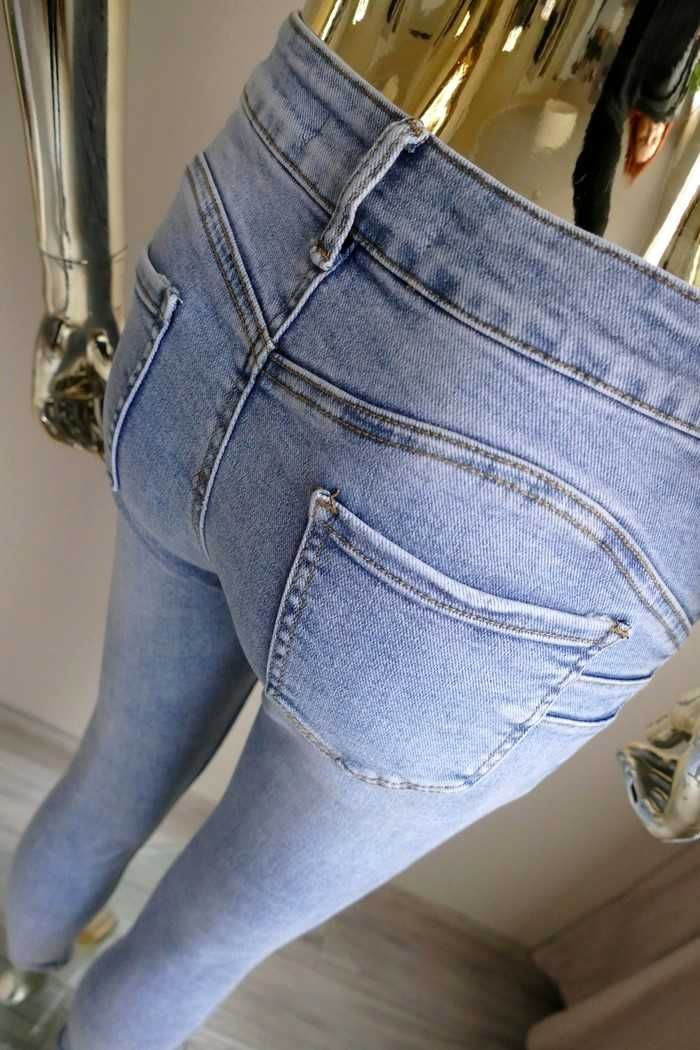 M Sara nowe spodnie jeansowe z biżuteryjnym sercem push up  M