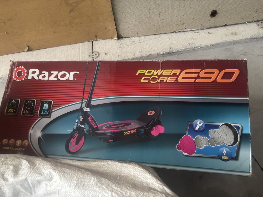 Hulajnoga elekryczna Razor