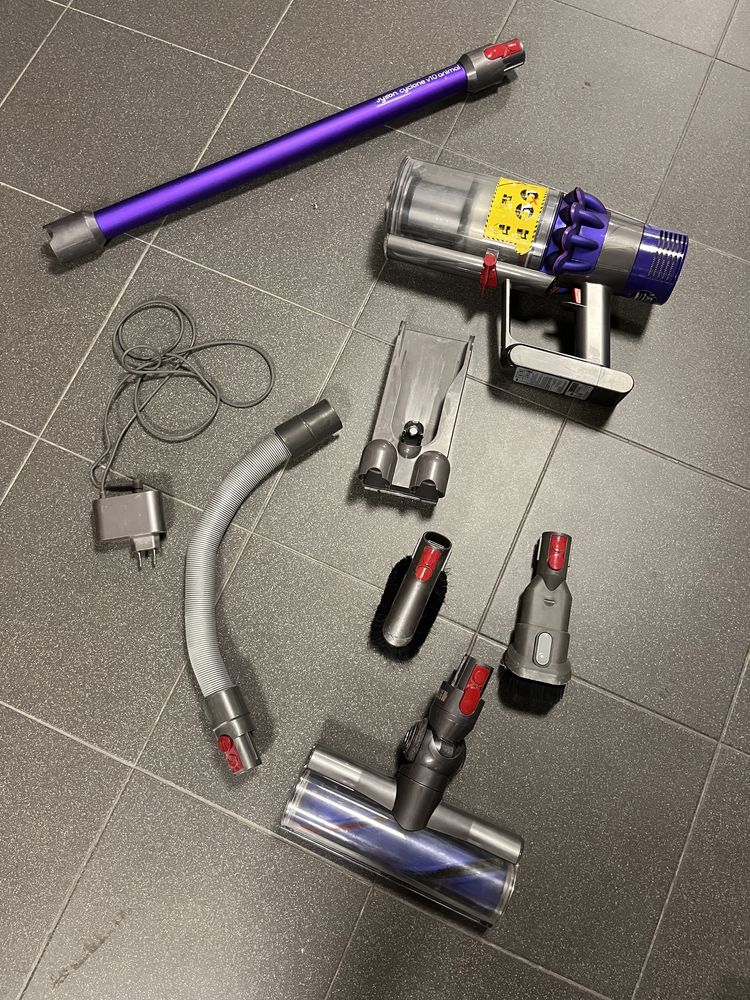 Dyson V10 odkurzacz pionowy bezworkowy