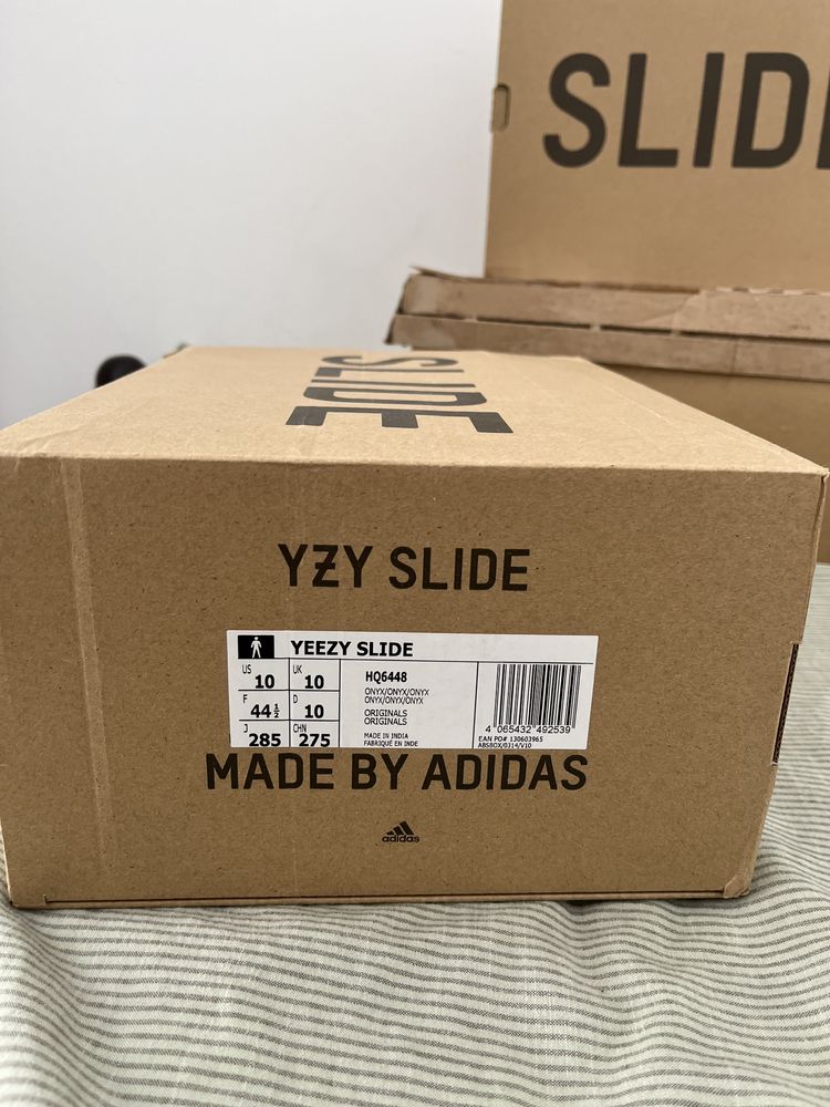 Yeezy slide Onyx 44,5