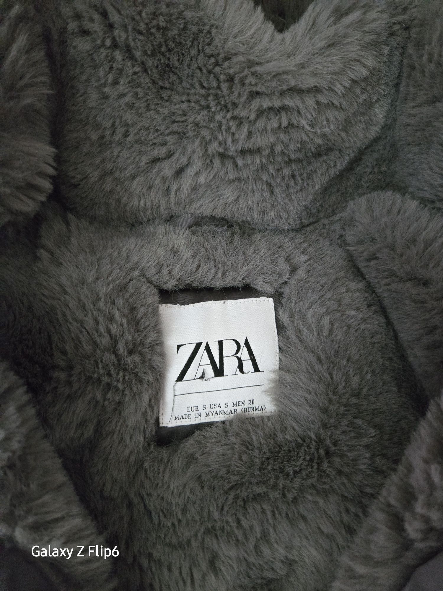 Zara kurtka puchowa z futerkiem 36/s cena sklep 699 zł