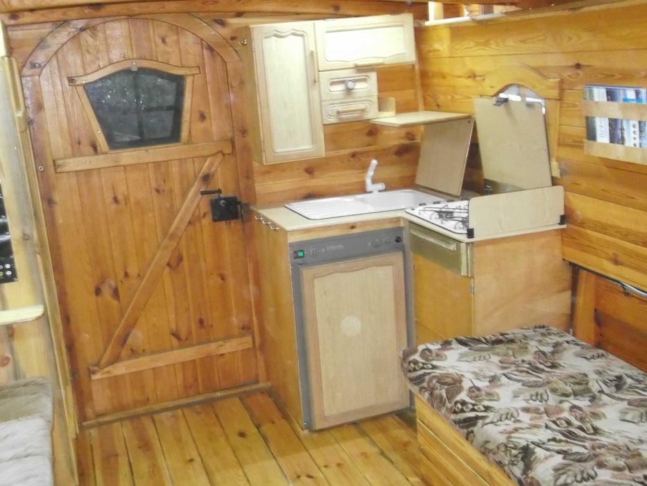 łódż drewniana typu Szkuta