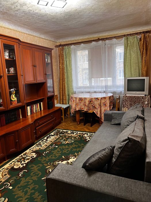 Здам 1 кімнатну квартиру на довгий термін