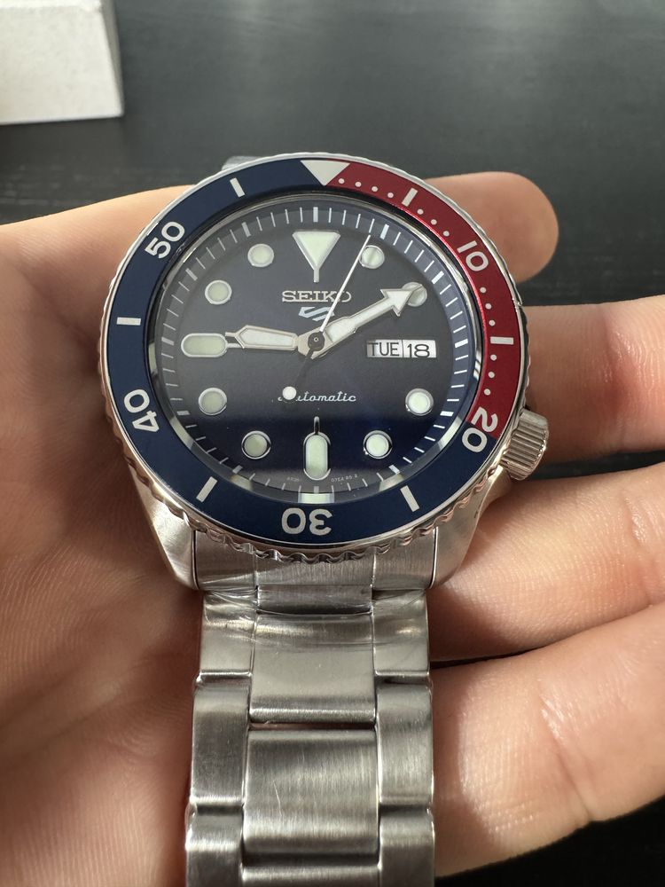 Zegarek Seiko 5 Sports “Pepsi”