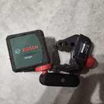 Bosch Quigo laser krzyżowy czerwony+uchwyt
