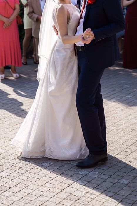 Весільна сукня А-силует колір айворі