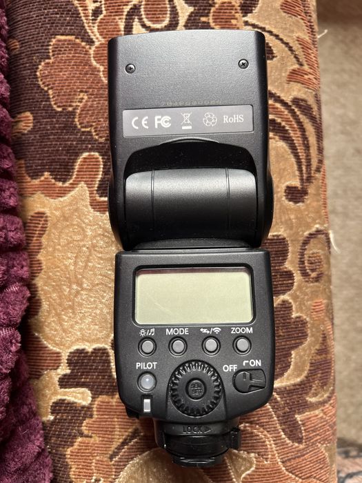 Фотовспышка Meike Speedlite MK-570 II