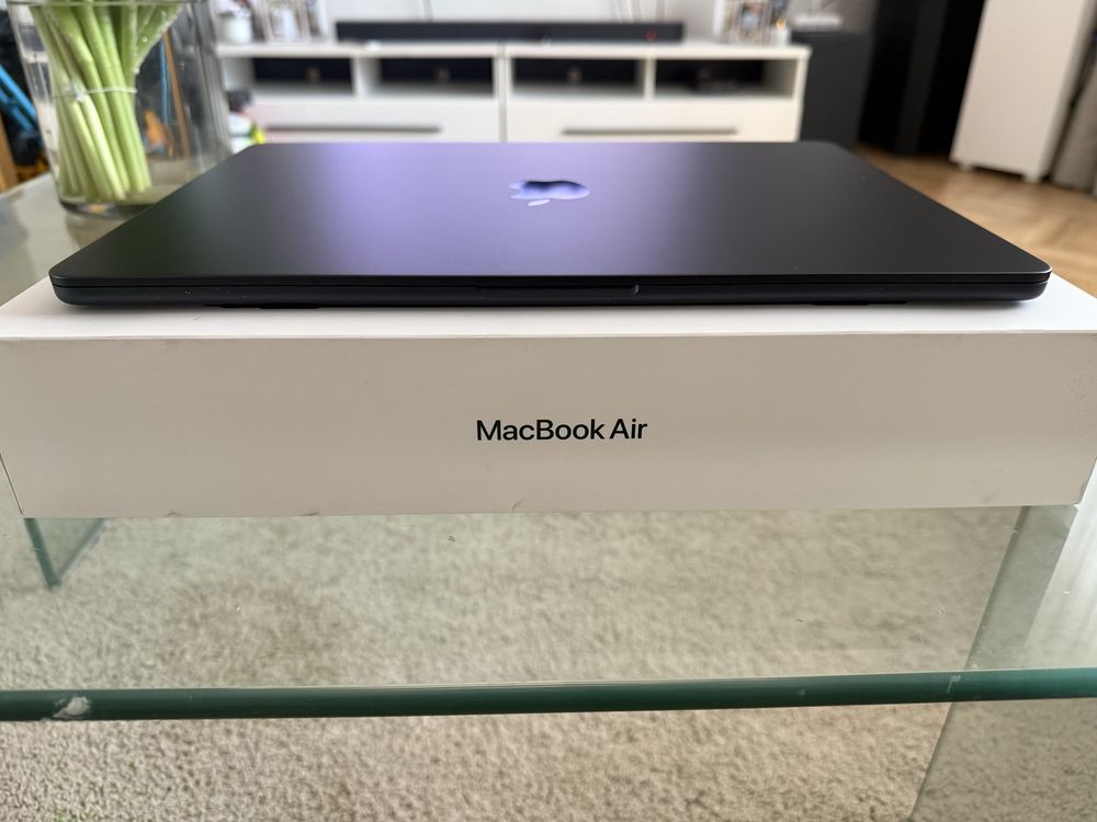 Macbook Air 15 M3 8/256gb Jak Nowy Bateria 37 cykli
