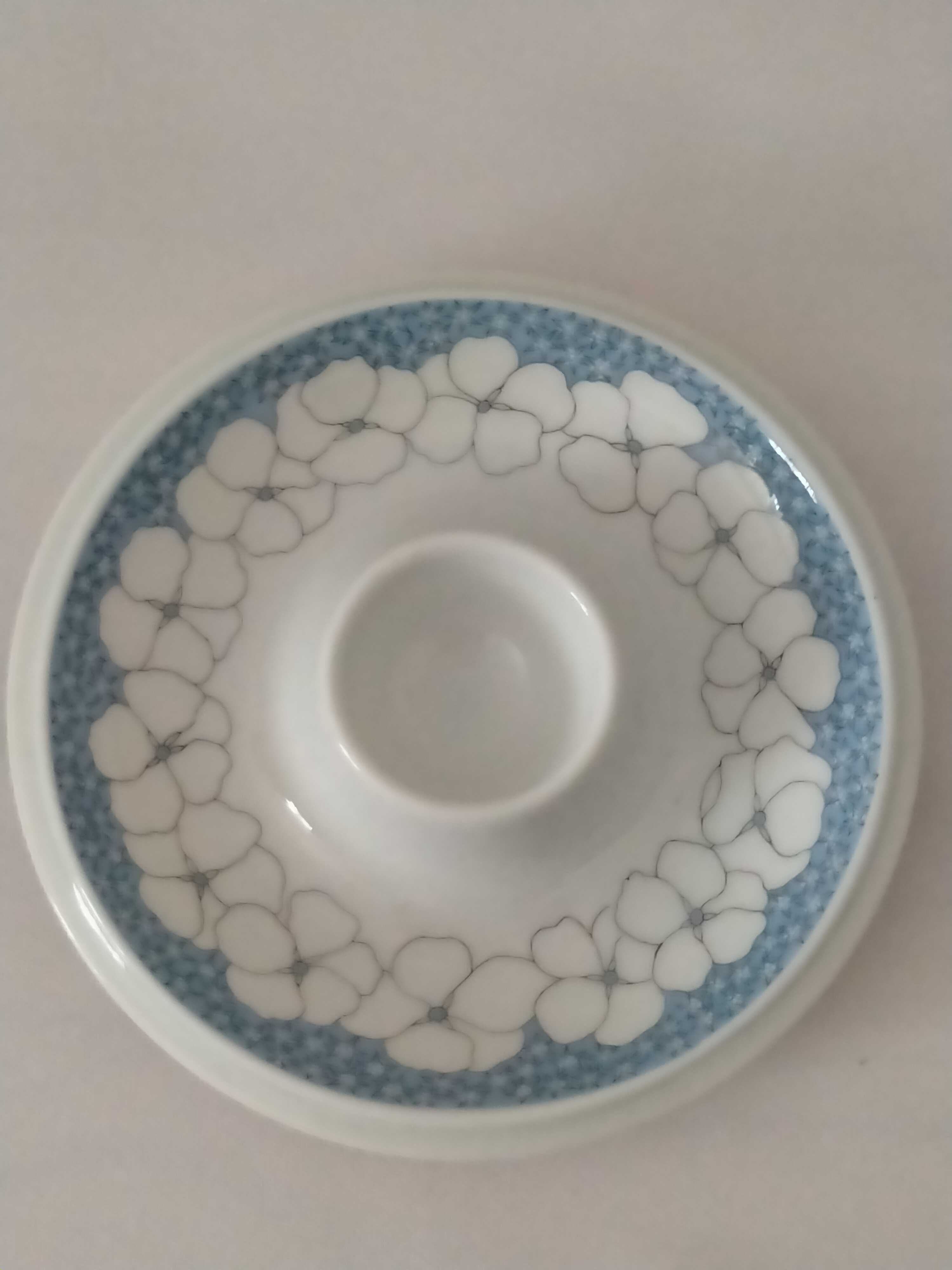 śliczna porcelanowa podstawka pod jajko, talerzyk  Thomas Germany
