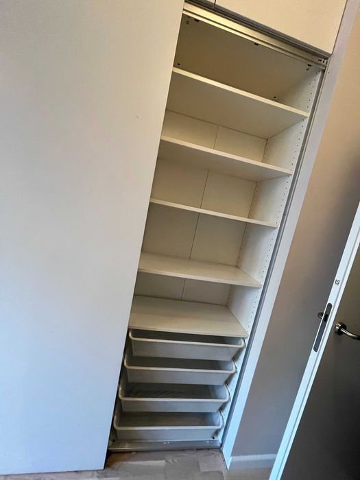 NIŻSZA CENA !!! Szafa Ikea biała z drzwiami przesuwnymi