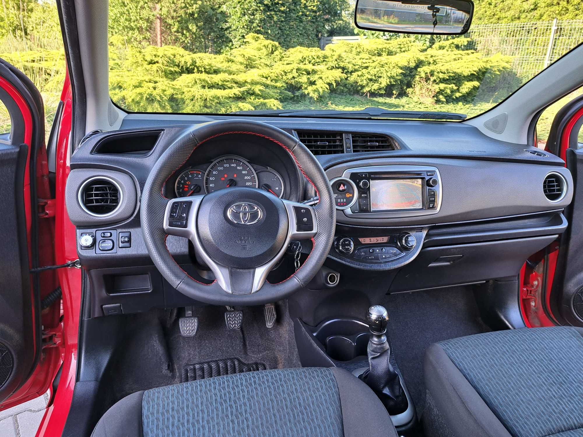 Ładny Yaris 2012r*1.33 B+Gaz*Kamera*Climatronic*Bogata wersja*Prywatne