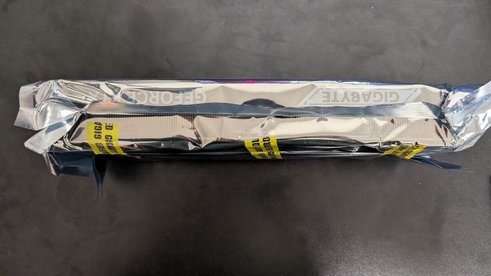 Відеокарта Gigabyte GeForce RTX 5070 Ti WINDFORCE SFF OC 16384MB (GV-N