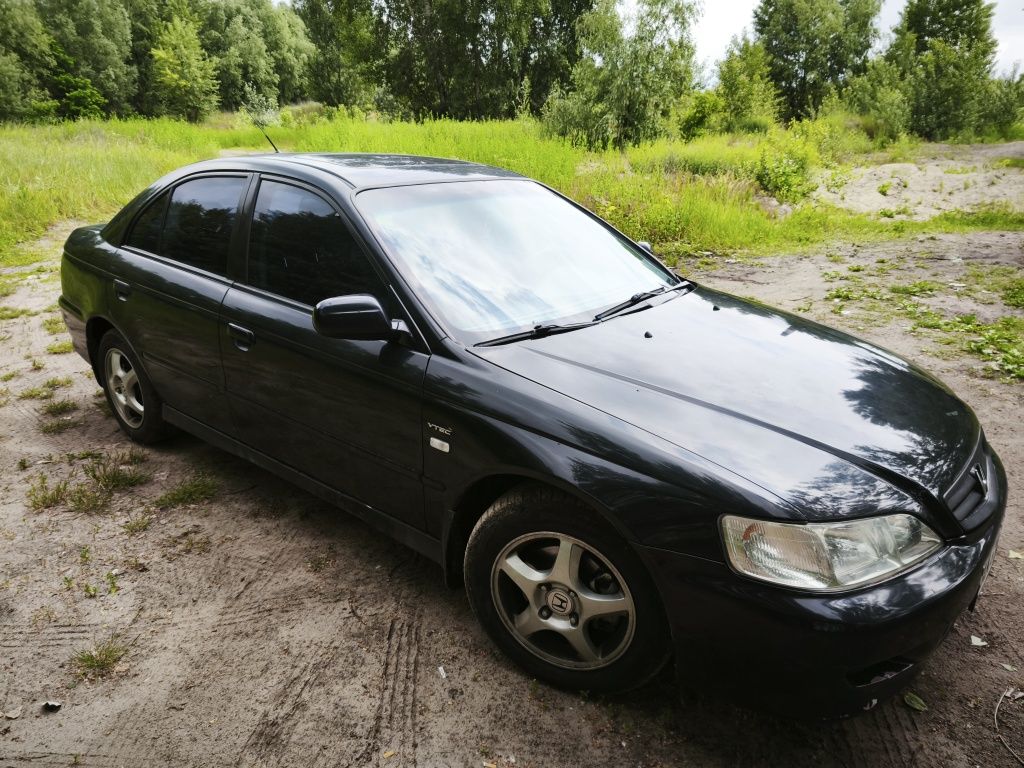 Хонда Акорд 6.  Покоління2001року. Модифікація CG8. Двигун f18b2.136кс