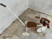 Triciclo de criança