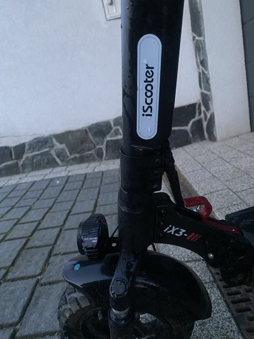 Hulajnoga elektryczna Iscooter ix3