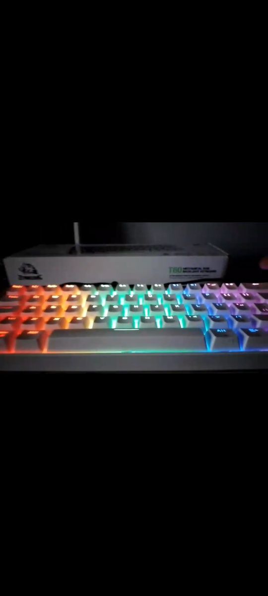 Klawiatura mechaniczna RGB