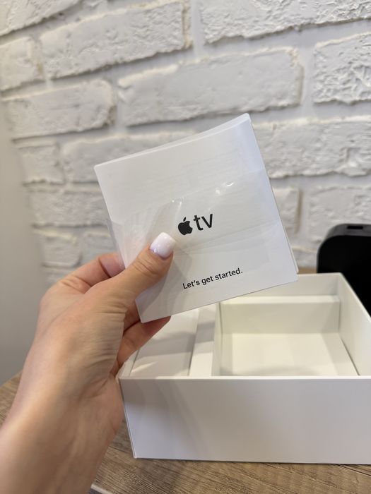 Продам Apple TV в ідеальному стані