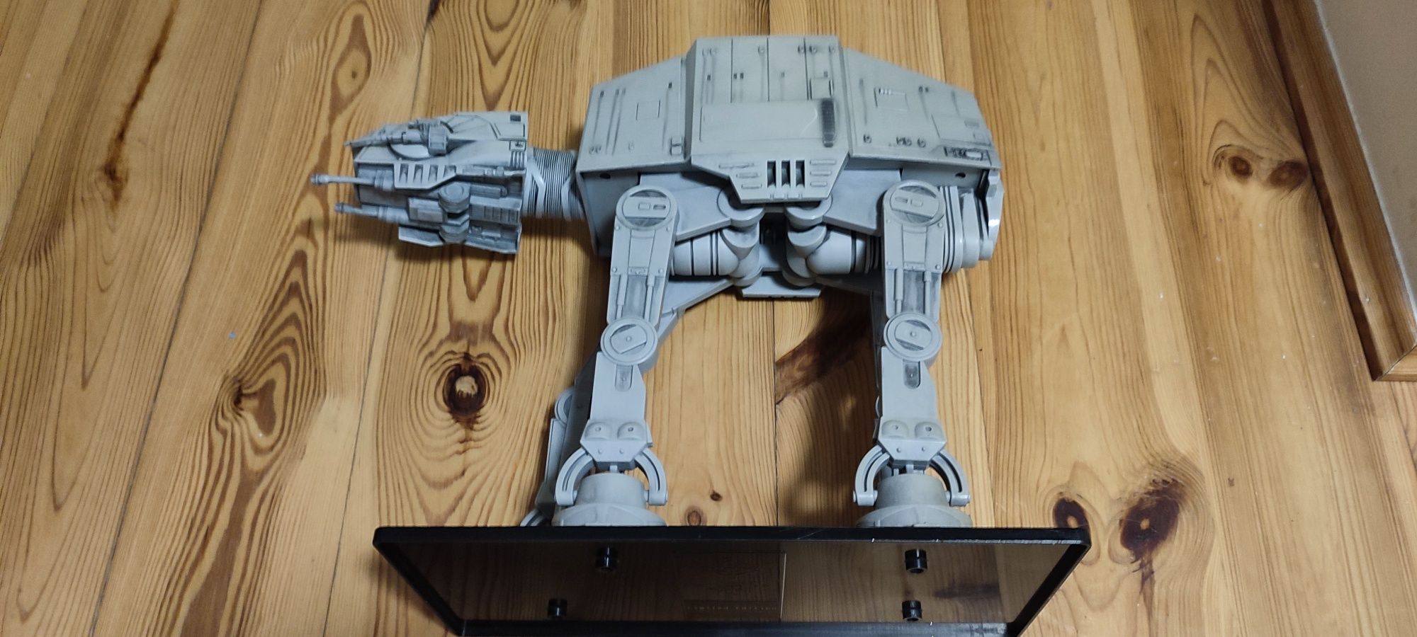 Star Wars  Imperial 200 AT-AT Imperial Walker 2005 Limitowana edycj