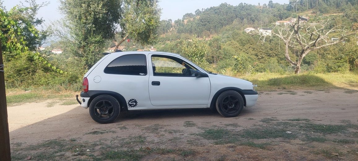 Opel corsa B 1.5 TD
