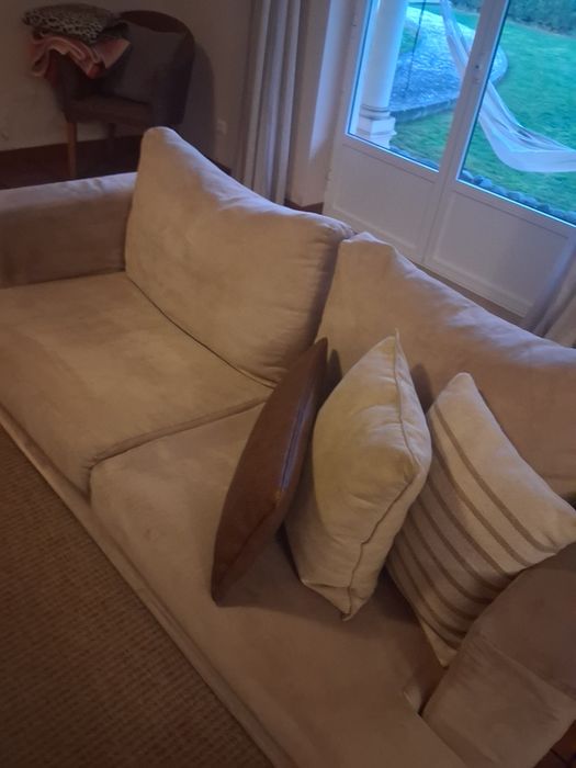 Sofa de 3 lugares e sofa de dois lugares