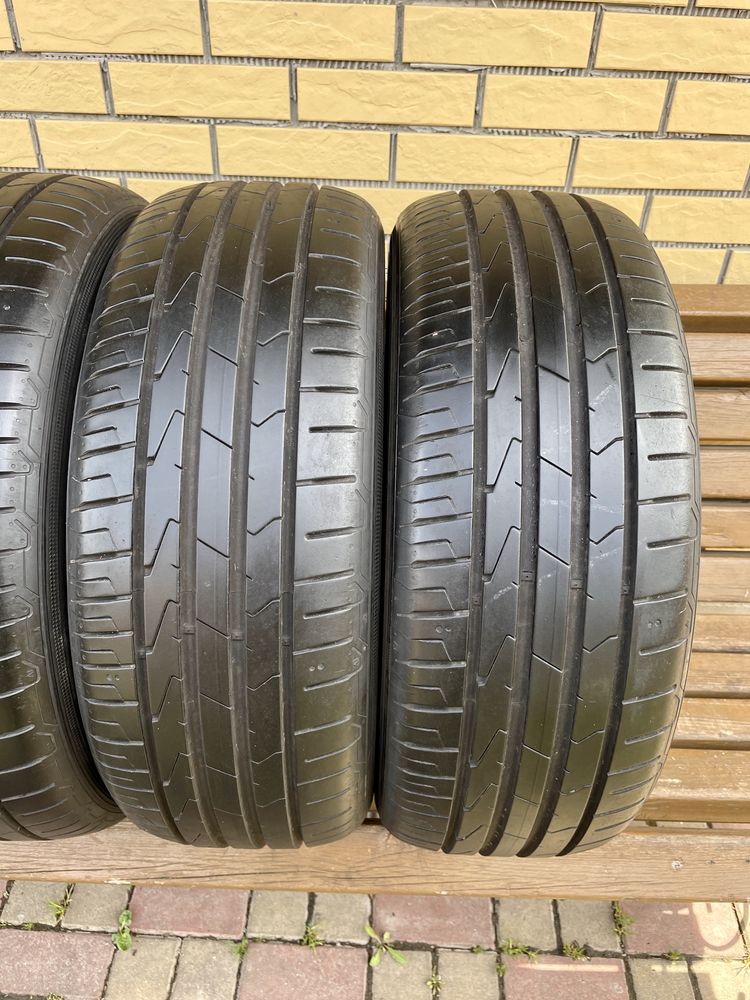 Шини Резина 205.55 R17 Hankook Літо