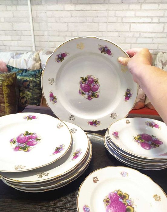 Тарелка Коростень 60-70-е посуда СССР столовый сервиз фарфор позолота