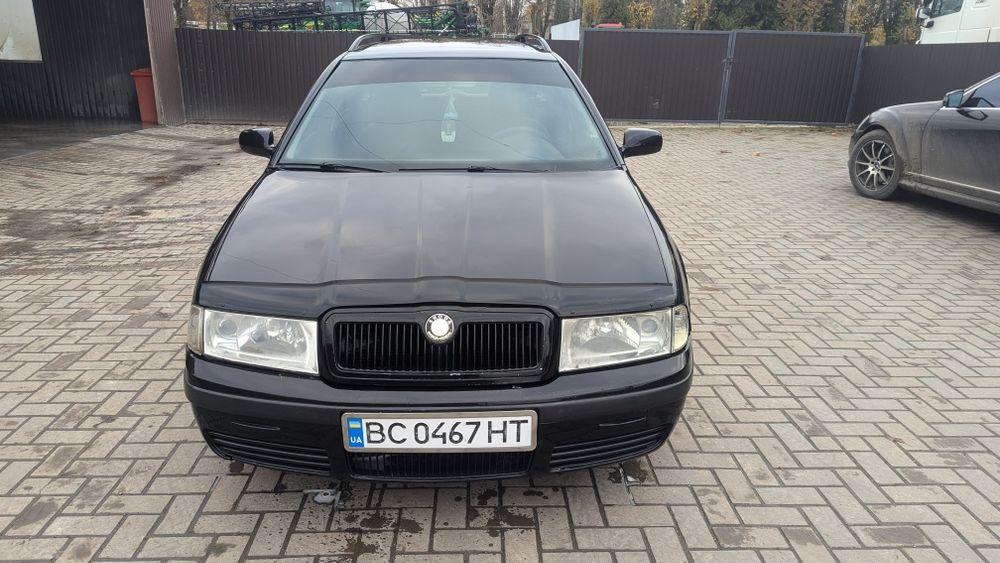 Продам дизельну Октавія