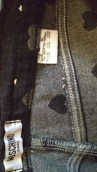 Moschino джинсы, женские, оригинал, размер 30, новые с ярлыком. Вин