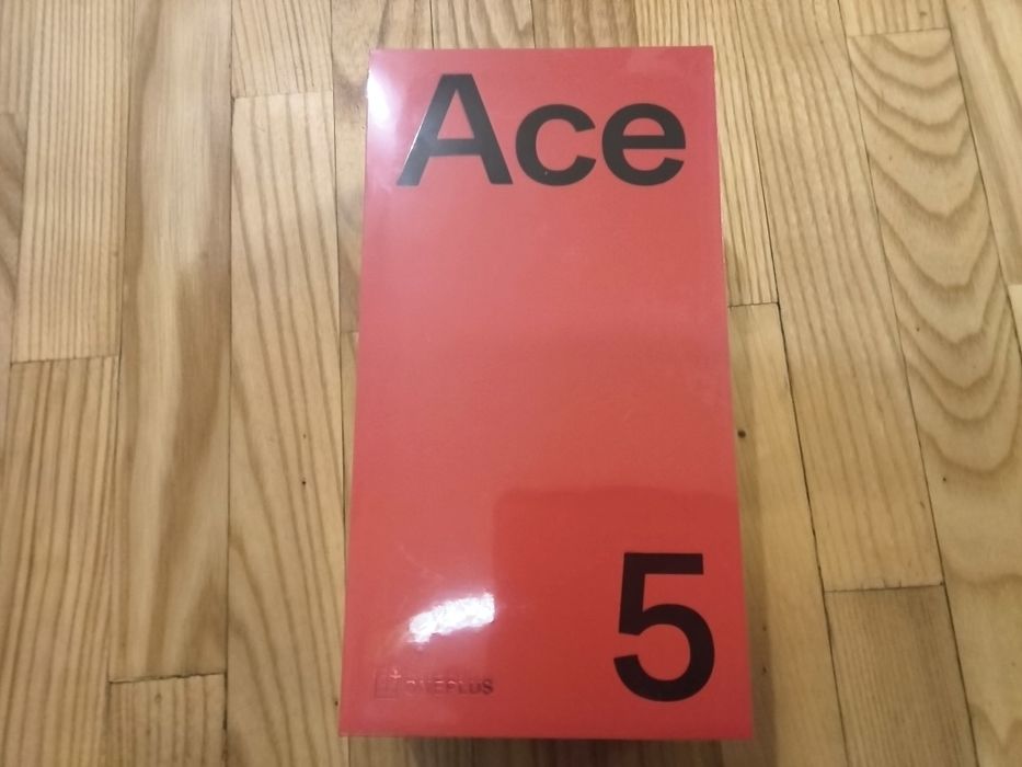 Продам телефон oneplus ace 5 новый 12/ 256 чёрный.заапечатан.