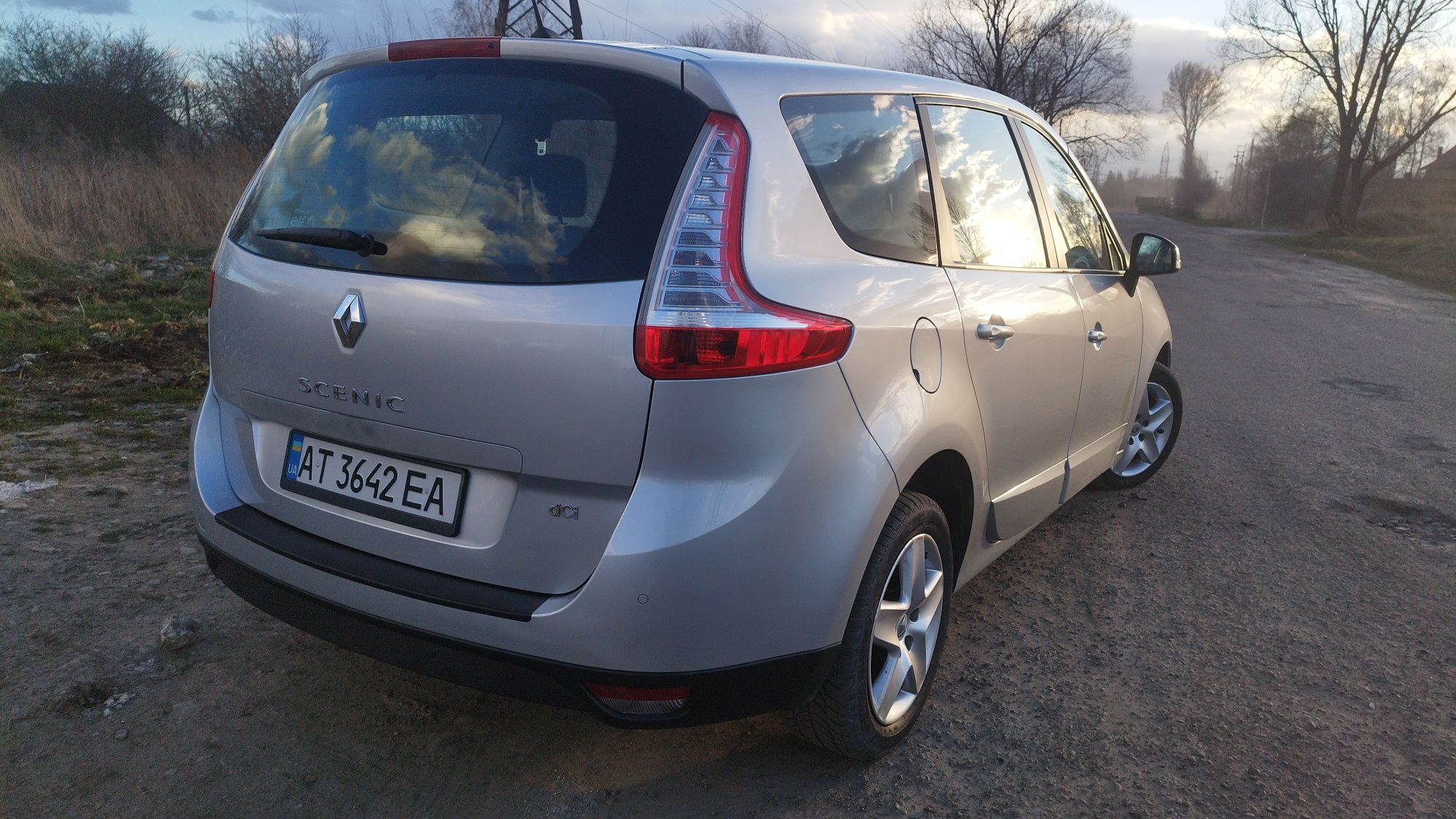 Renault Grand Scenic 2014