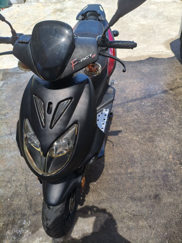 Scooter Keeway f-act50