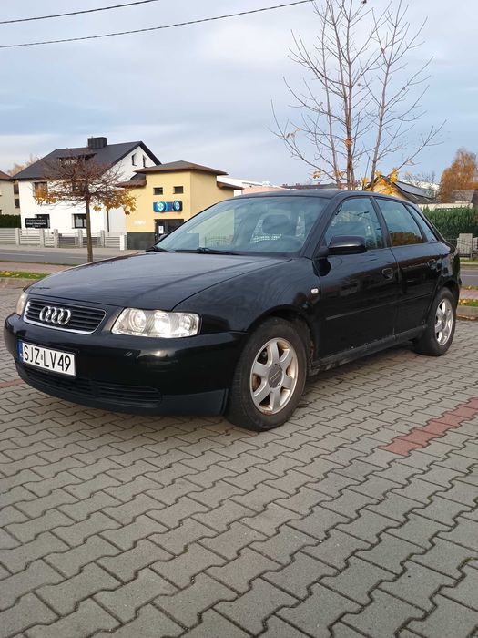 Audi A3 1.6 benzyna 5 drzwi*hak*klima*grzane fotele