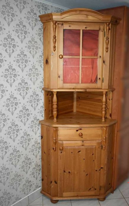 Witryna narożna do salonu szafa komoda drewno sosna