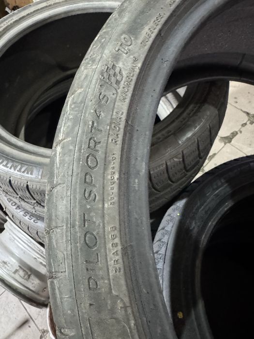 1 шина michelin pilot sport 235/35 ZR 20