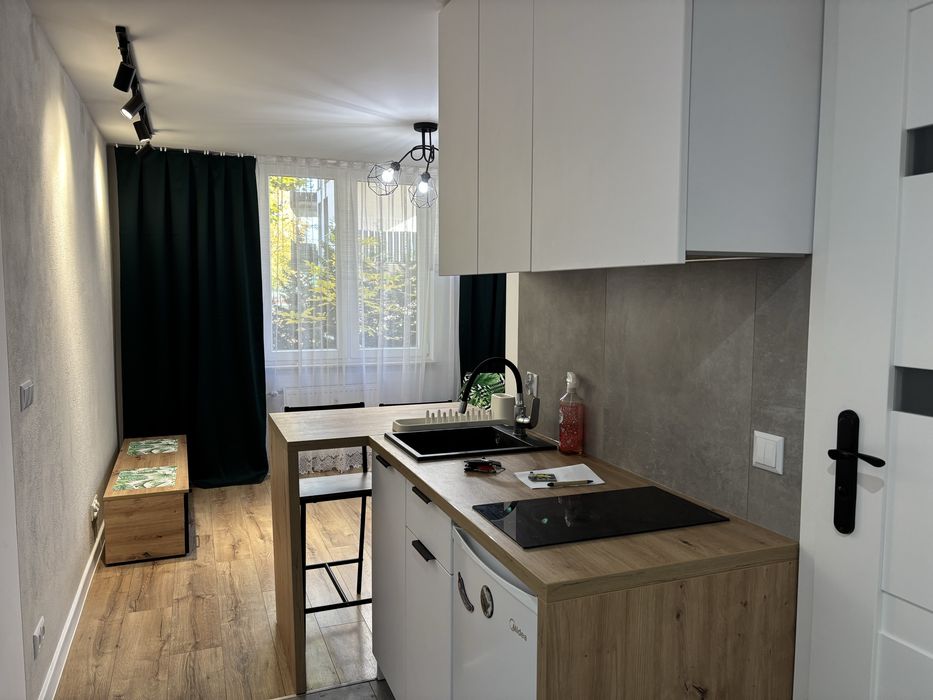 Centrum, ul. Chełmońskiego, Azory, blisko Łobzów SKA