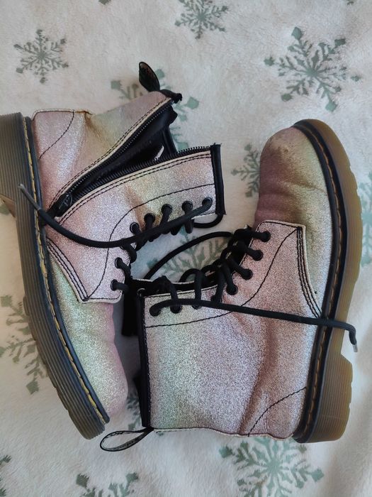 Botki Dr. Martens oryginalne brokat tęcza r.34 glany