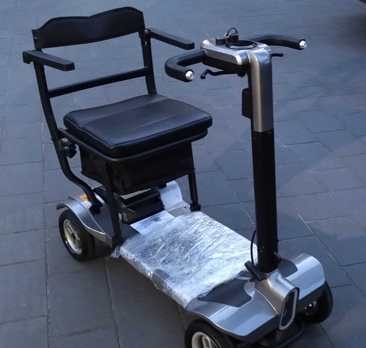 Skuter elektryczny dla seniorów, inwalidów oraz paraolimpijczyków