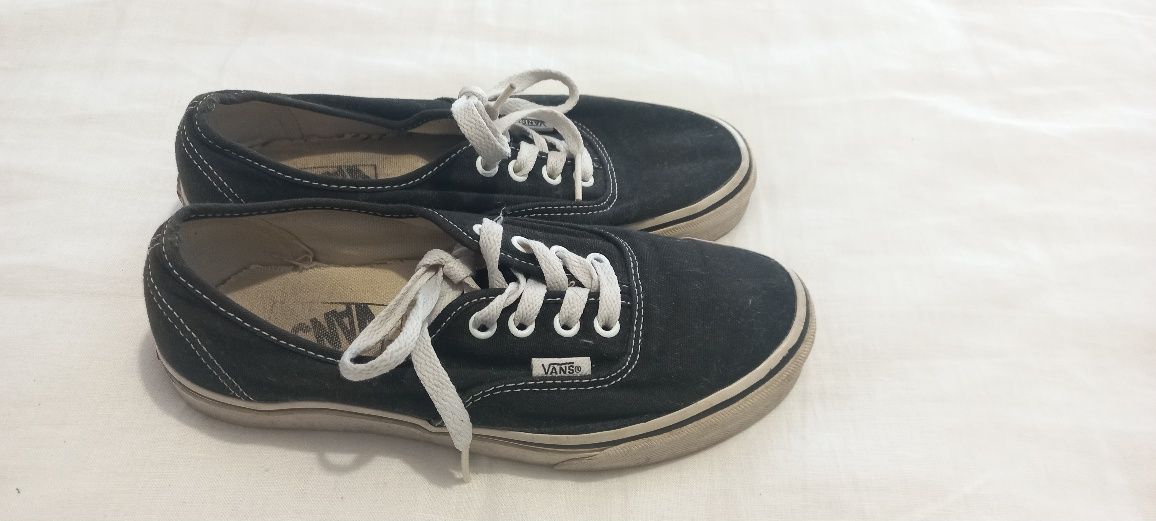 Sapatilhas pretas Vans 37.5