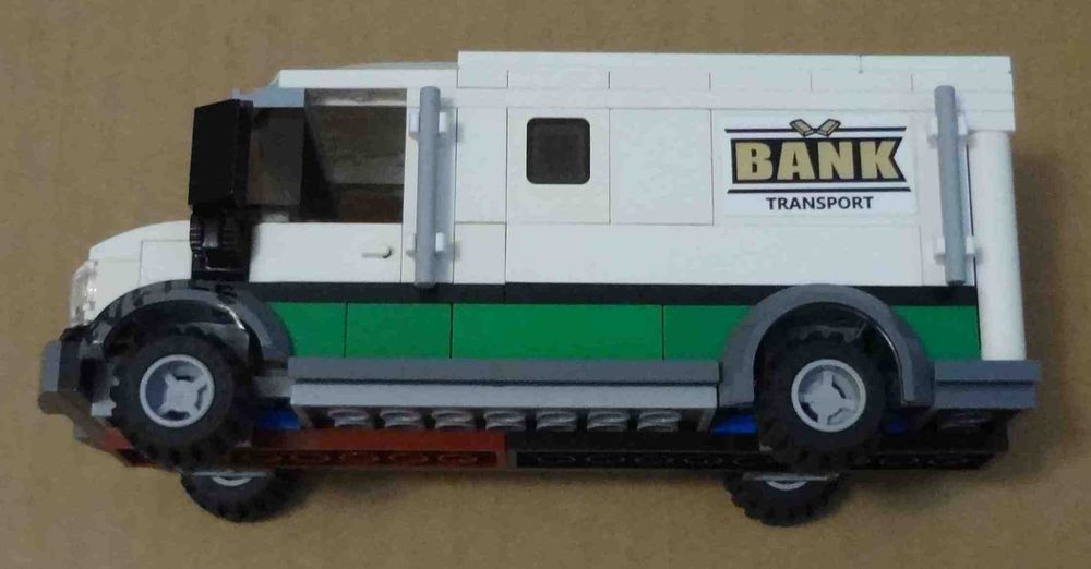 Лего поезд LEGO Cargo Train 60198 оригинал