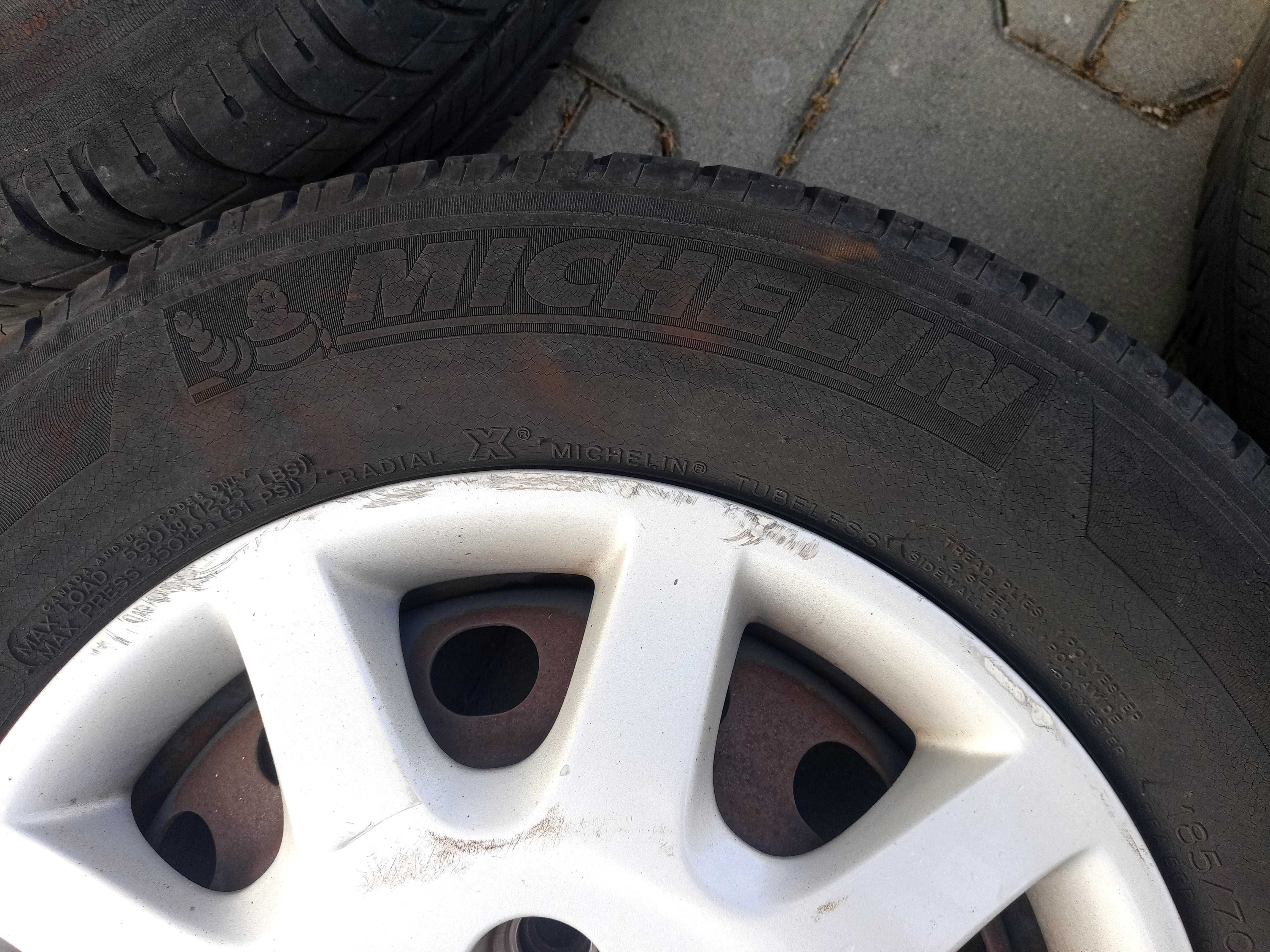 4 Jantes HONDA c/ pneus MICHELIN 185/70/14 em bom estado - CIVIC