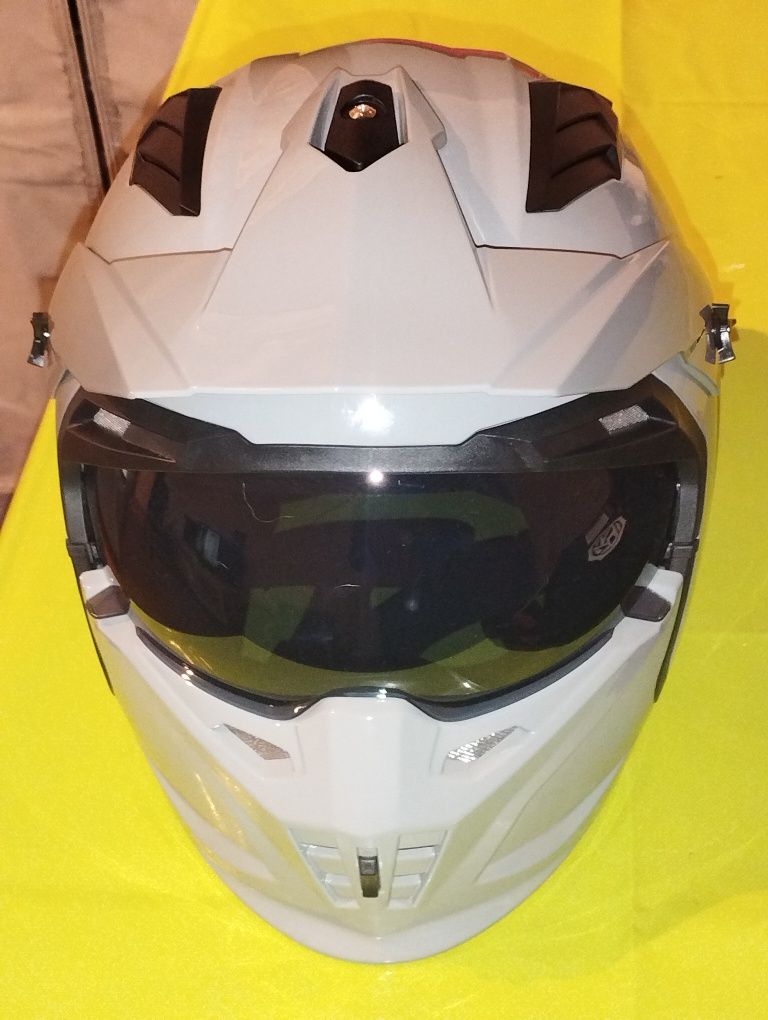 Capacete ORZ moto a estrear