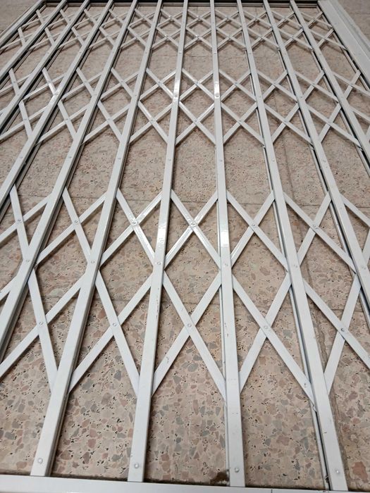 Porta Grades de lagarta