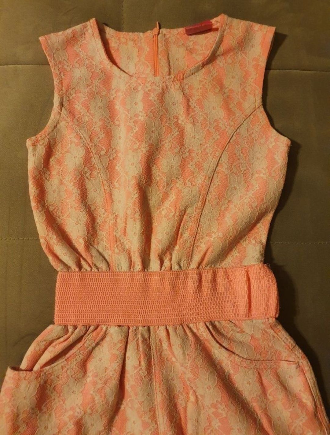 Sukienka 134 NIEBIESKI KSIĘŻYC różowa koronkowa sukienka