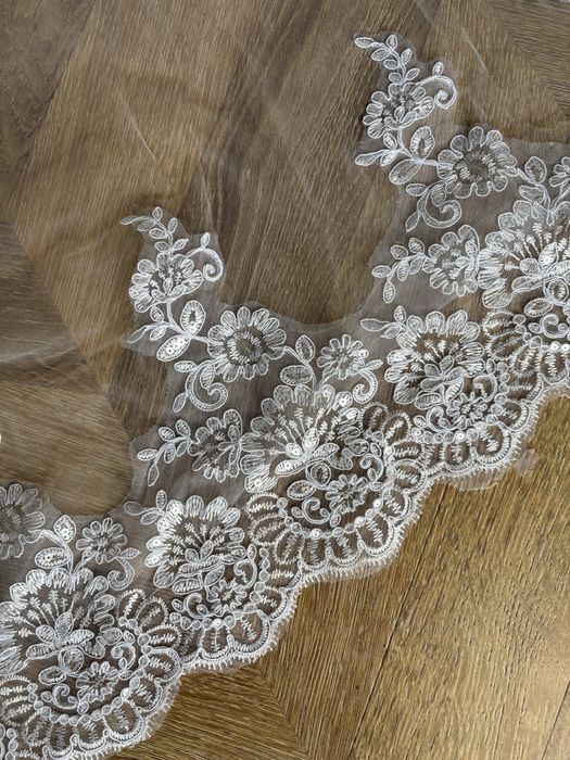 Wesele ślub Welon katedralny z diamencikami