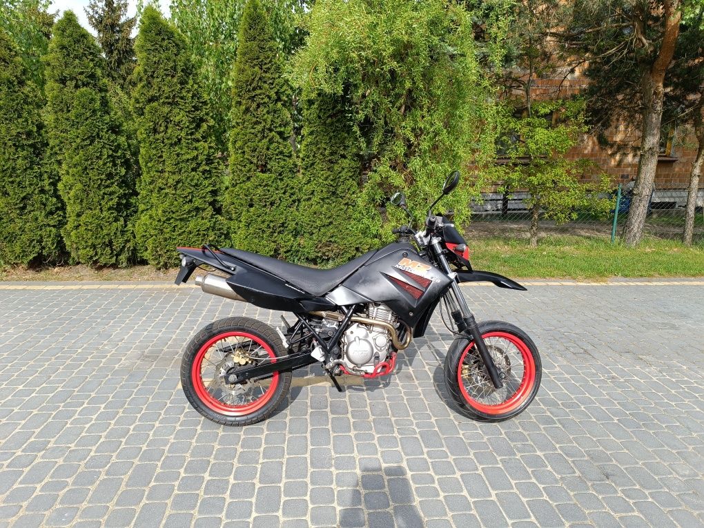 MZ 125 SM supermoto