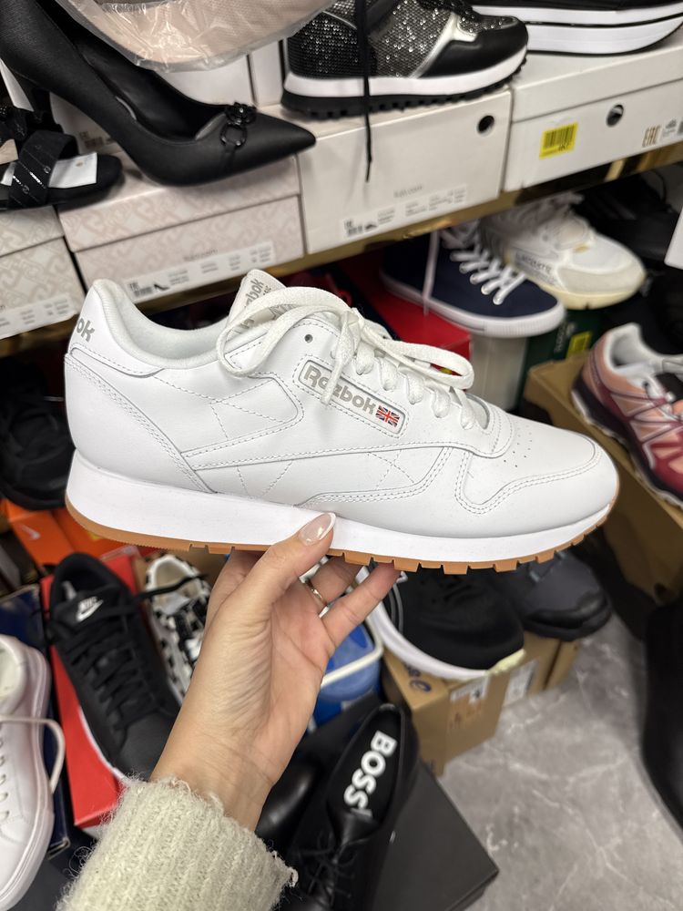 Buty Reebok r 43 skora