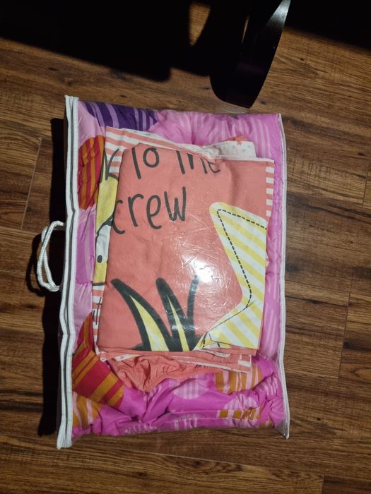 Kołderką i poduszka dziecięca